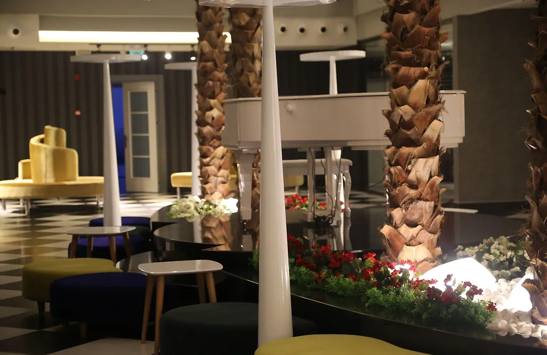 Sunprime C-Lounge - Adult Only-1